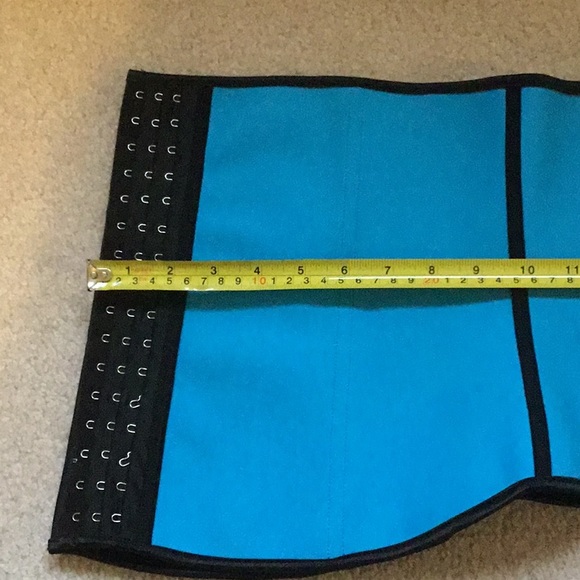 Waist Trainer - Picture 5 of 16